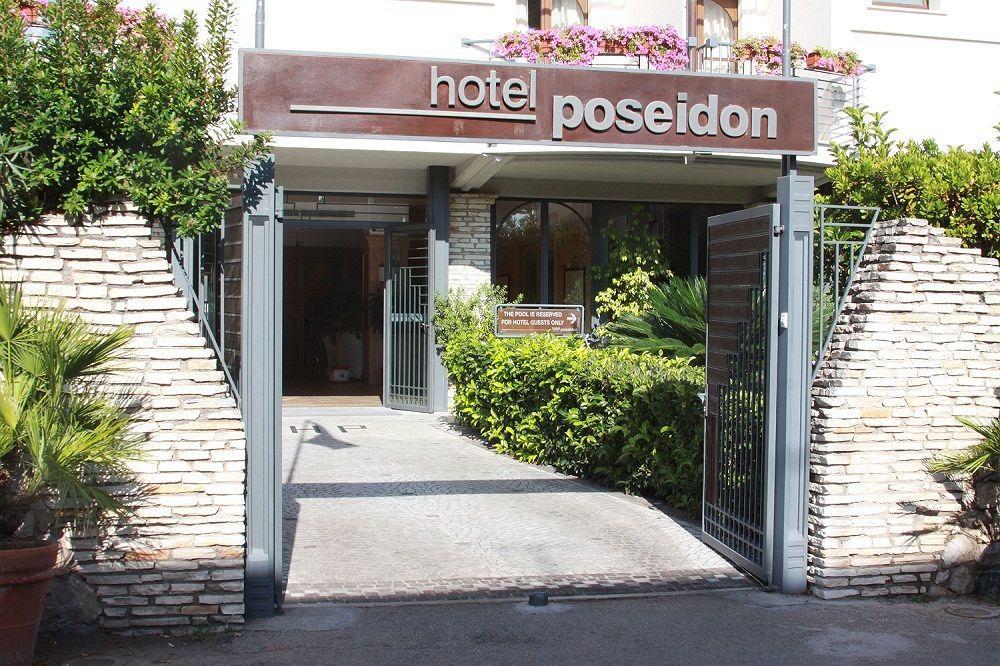 Hotel Poseidon Terracina Exteriör bild