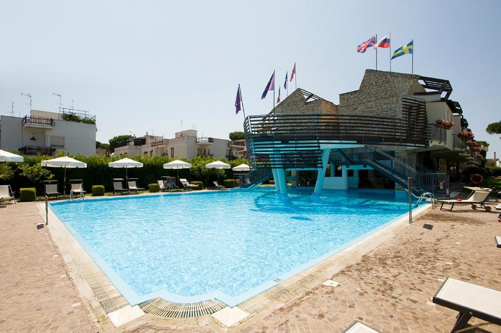 Hotel Poseidon Terracina Exteriör bild